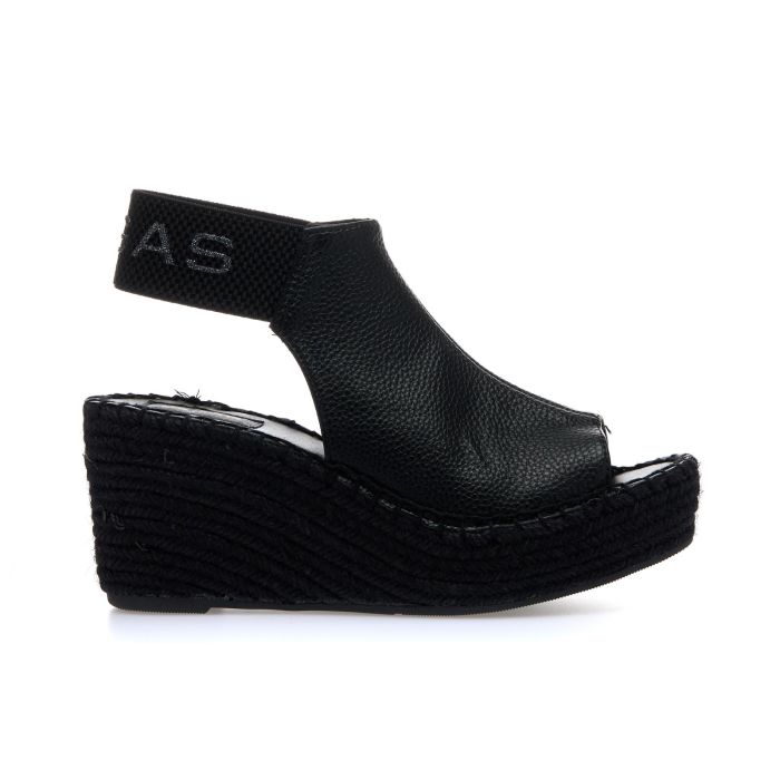 Sandali spuntati neri con maxi zeppa e fascia elastica con logo