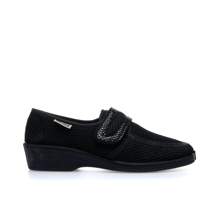Pantofole nere chiuse con velcro da donna