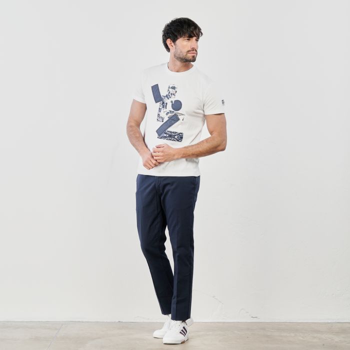 Pantaloni blu con tasche