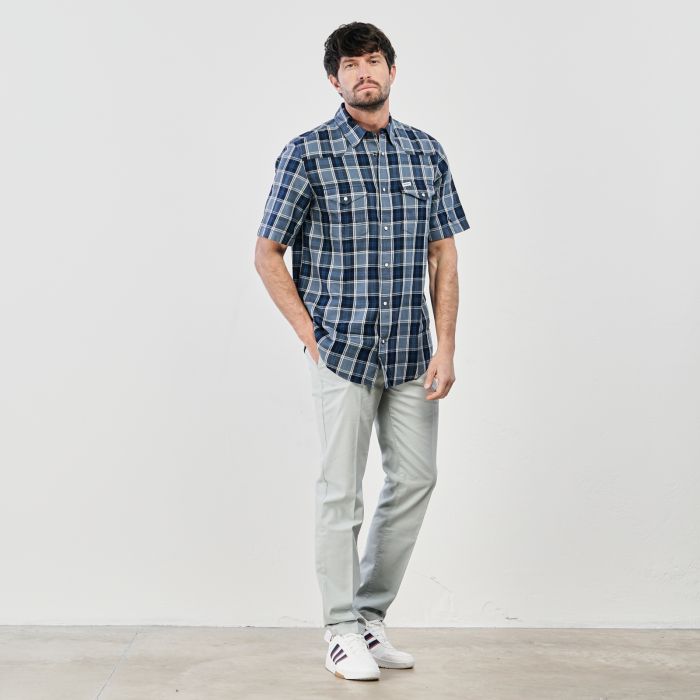 Pantaloni grigi con tasche