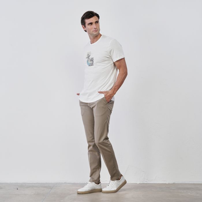 Pantaloni lunghi beige da uomo in cotone con tasche