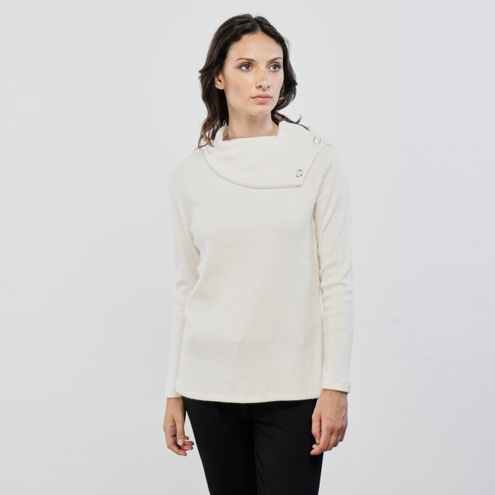Maglia bianco panna con collo ampio