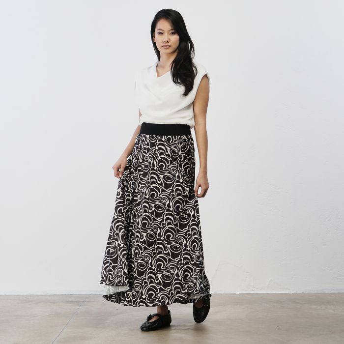 Gonna lunga nera e bianca fanstasia geometrica da donna con fascia elasticizzata in vita
