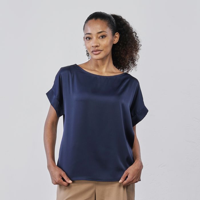 Blusa morbida blu da donna in tessuto lucido con maniche corte