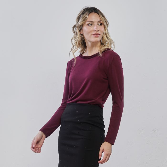 Maglia viola da donna con dettaglio scollo arricciato
