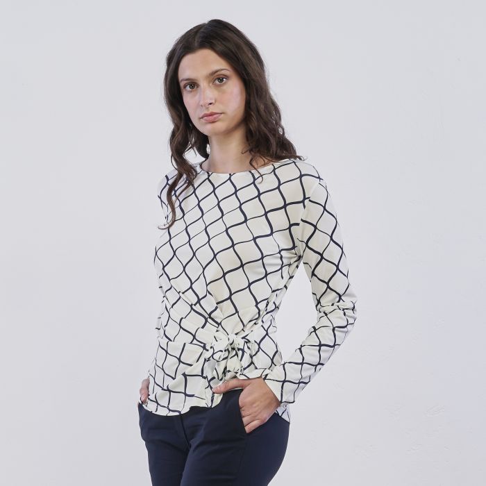 Maglia bianca e blu da donna Alesya in fantasia geometrica