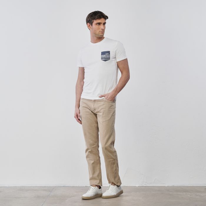 Pantaloni beige da uomo con tasche