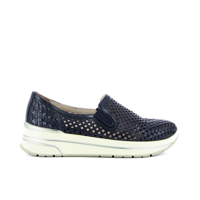 Sneakers slip-on blu senza lacci con trama traforata e dettaglio intrecciato