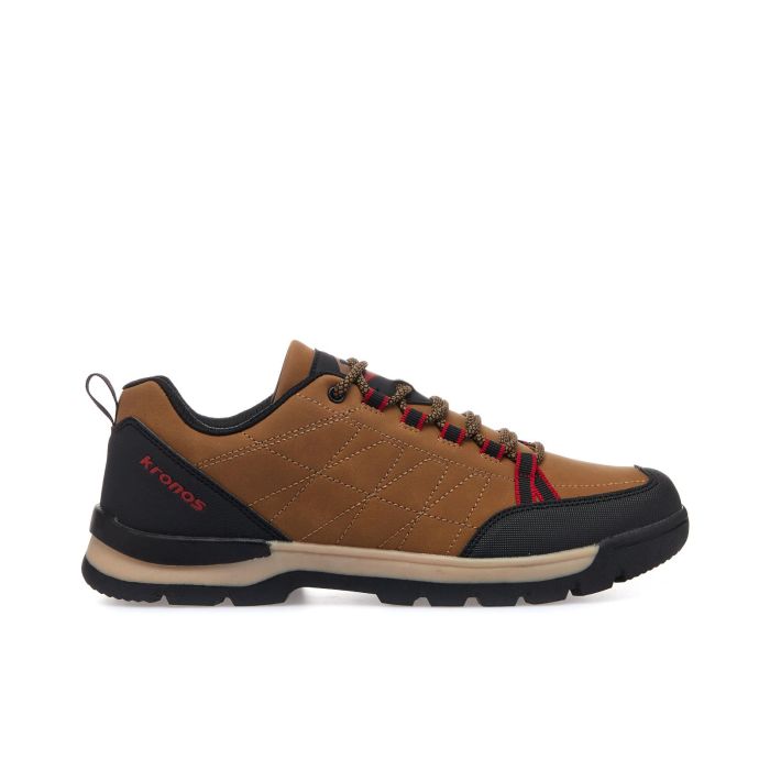 Sneakers beige da trekking con lacci