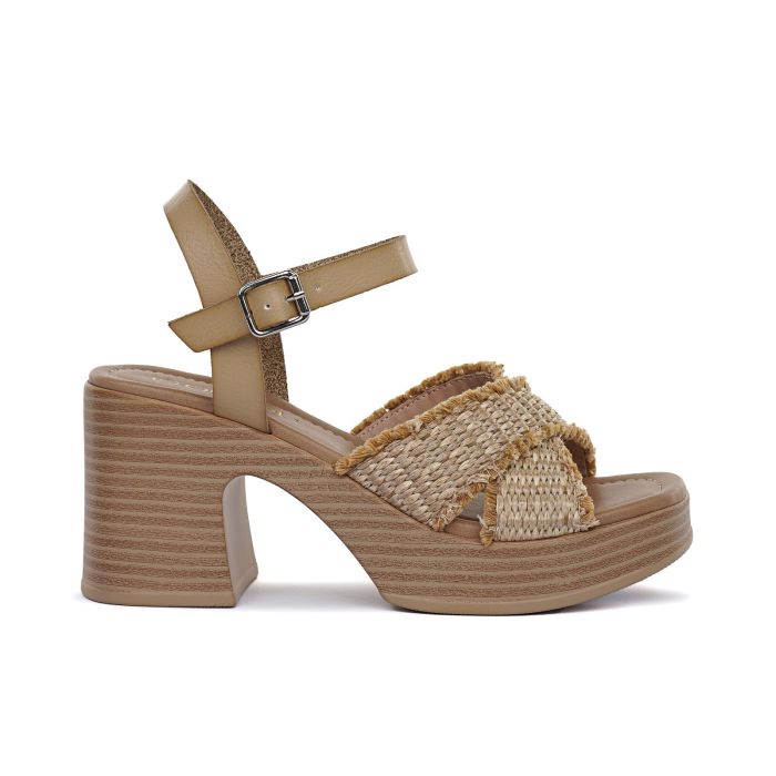 Sandali marroni effetto rafia intrecciata con tacco alto largo e plateau