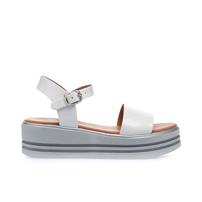 Sandali bianchi con zeppa