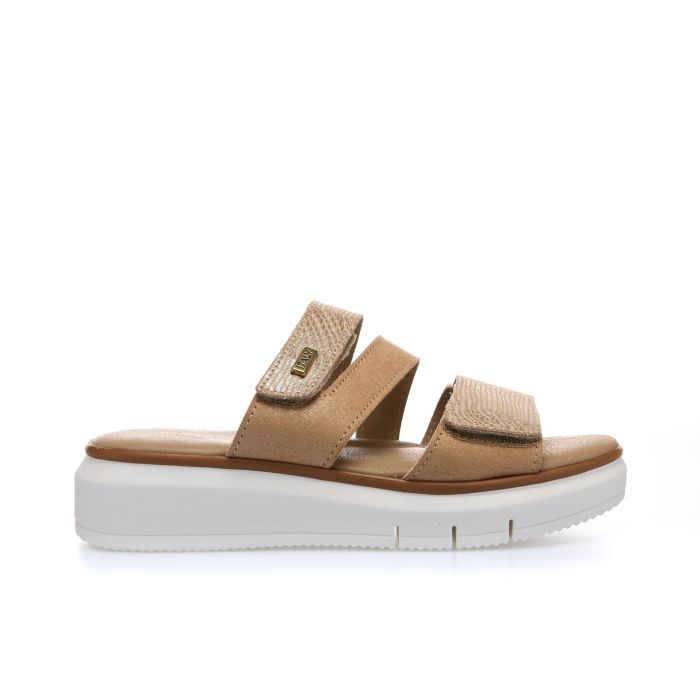 Sandali comfort marroni con strappi