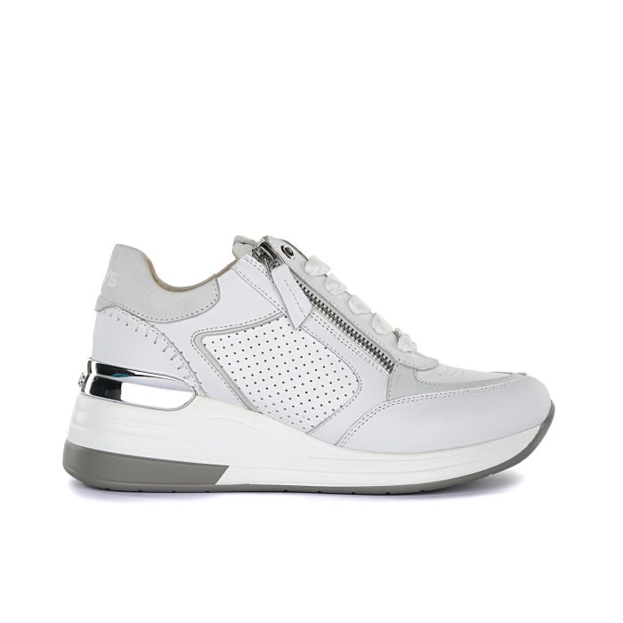 Sneakers bianche con suola zeppa e inserto traforato