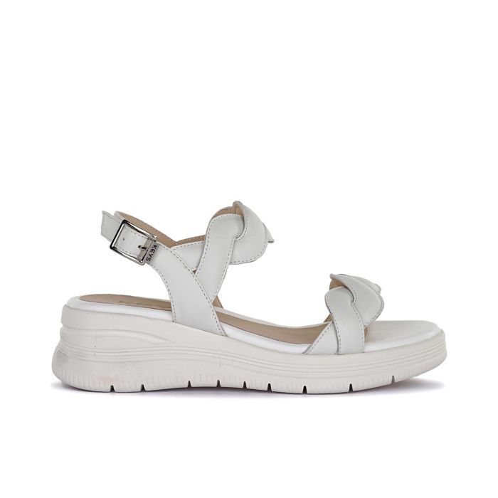 Sandali bianchi casual da donna in pelle con dettagli intrecciati