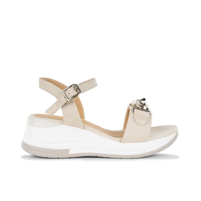 Sandali beige con zeppa da donna