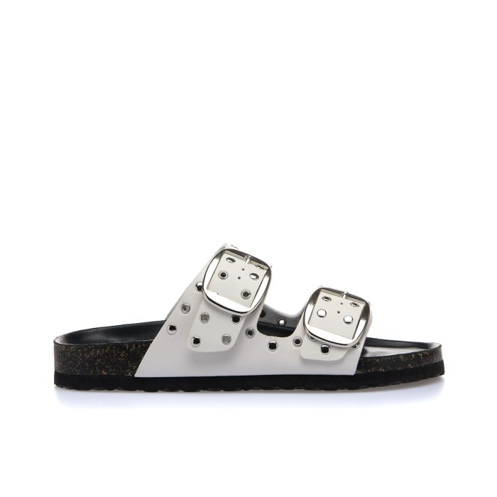Sandali bianchi bassi con doppia fibbia con borchie e fondo effetto sughero