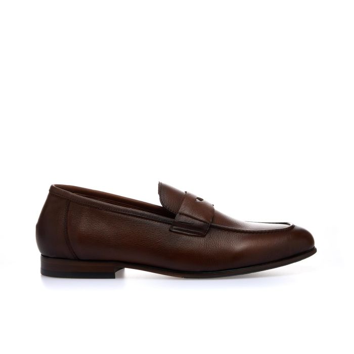 Mocassini marroni in pelle eleganti