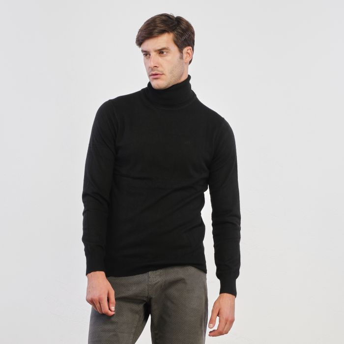 Maglioncino dolcevita nero