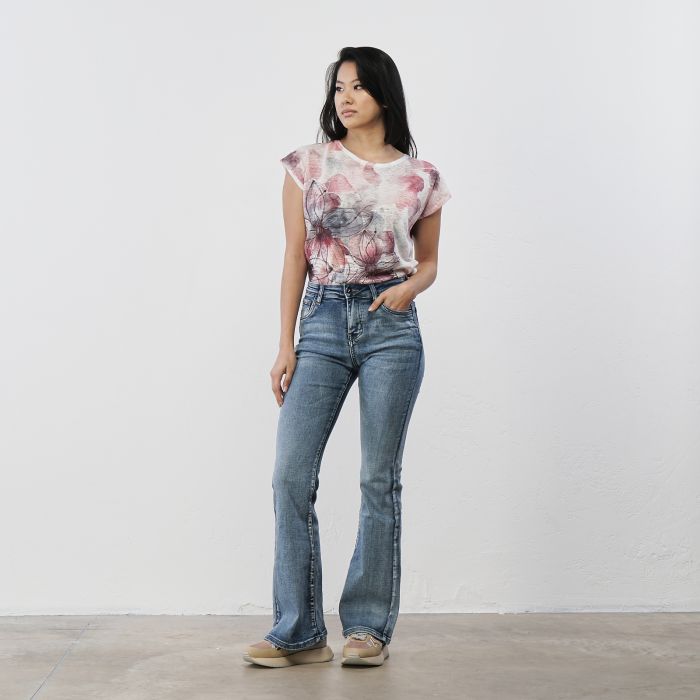 Jeans azzurri da donna a zampa con tasche