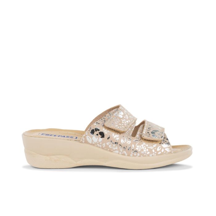 Ciabatte comfort beige da donna in stampa floreale con strappi