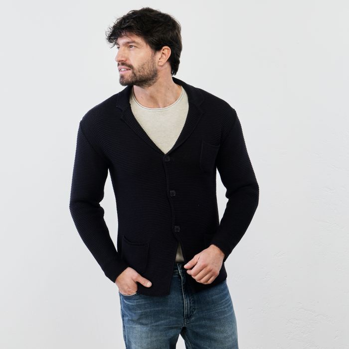 Cardigan blu con bottoni