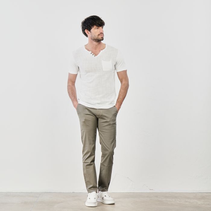 Pantaloni beige con tasche