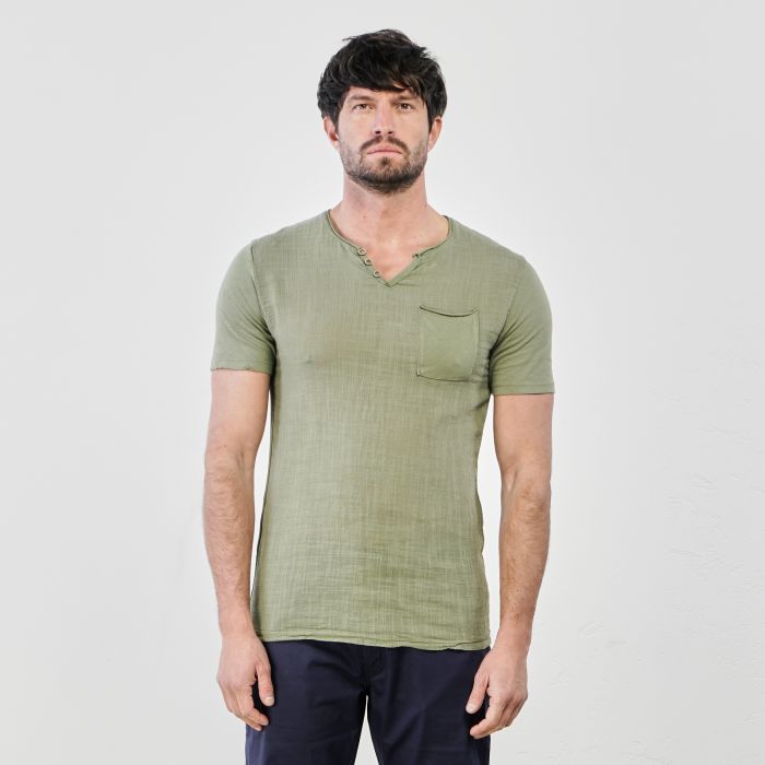 T-shirt verde maniche corte con bottoncini