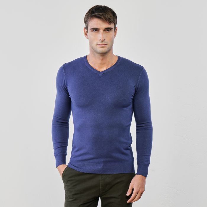 Maglione blu da uomo in tinta unita con scollo a V