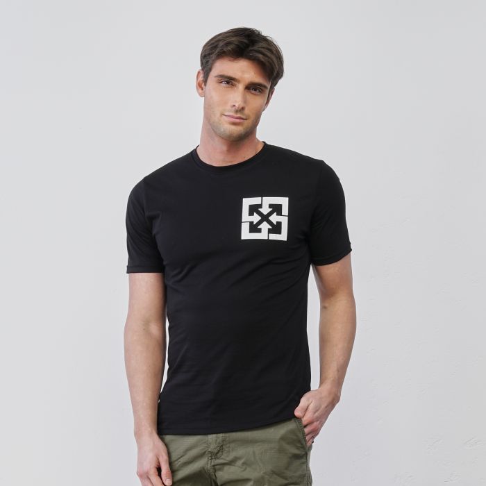 T-shirt nera da uomo con maniche corte e disegno