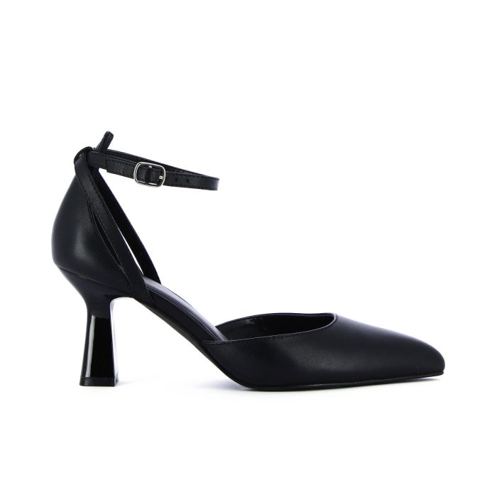 Decolletè nere in pelle a punta con tacco medio a rocchetto cinturino e soft sock