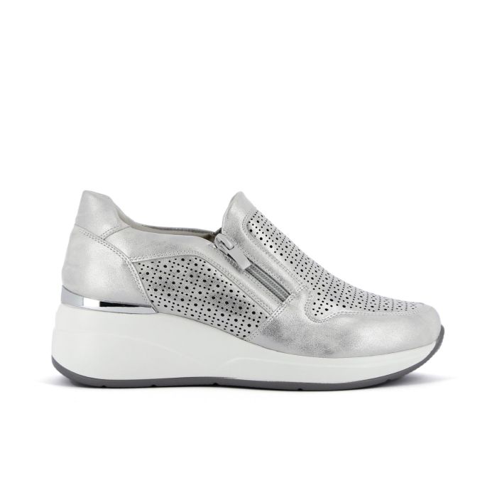 Sneakers slip-on argento traforate senza lacci con zip e suola memory foam