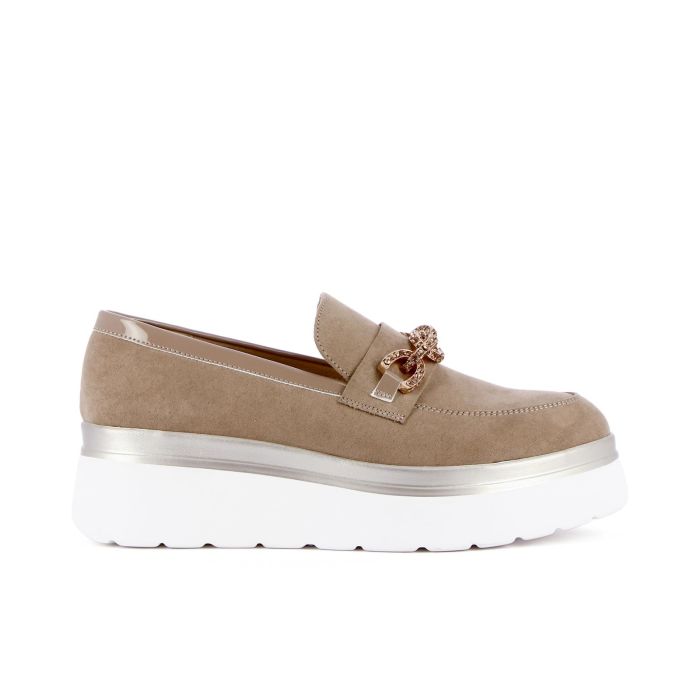 Mocassini casual marroni con suola platform e morsetto con cristalli