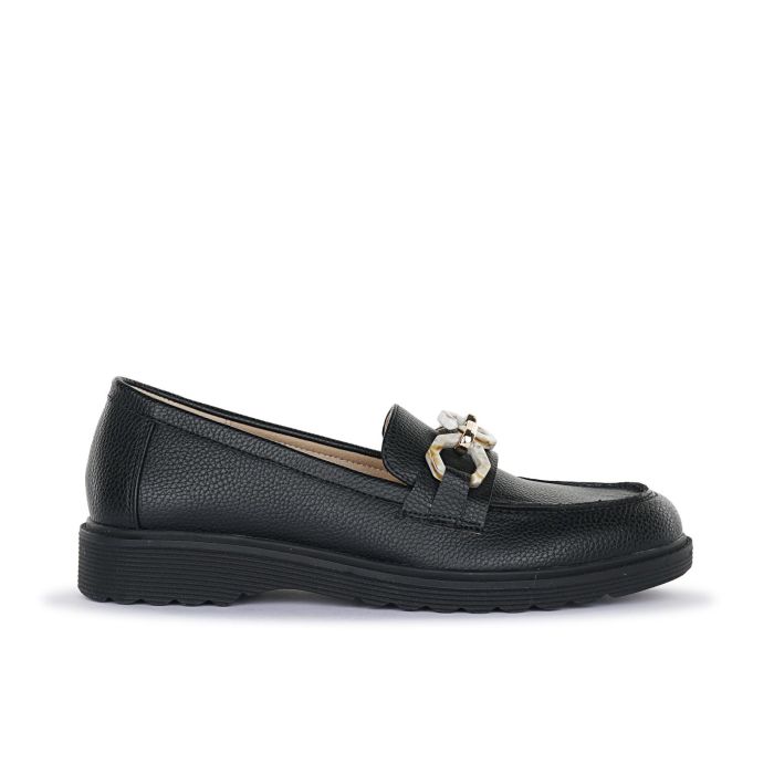 Mocassini neri casual con catena e suola in gomma
