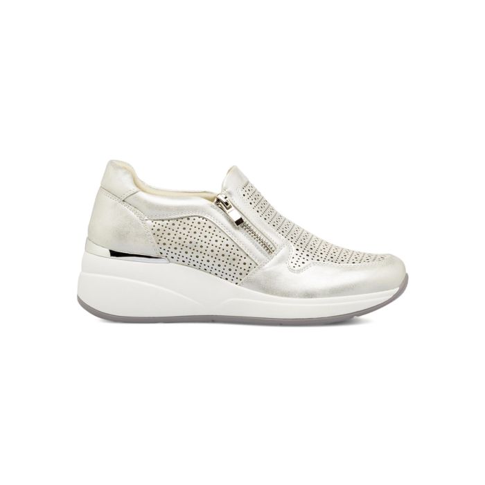 Sneakers Estradà bianche traforate da donna con zeppa