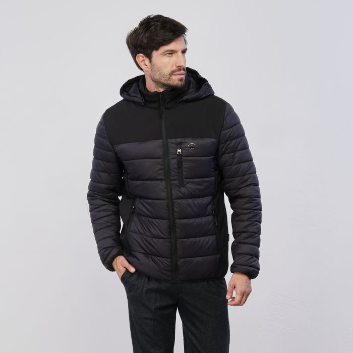 Piumino nero da uomo con tasche e cappuccio