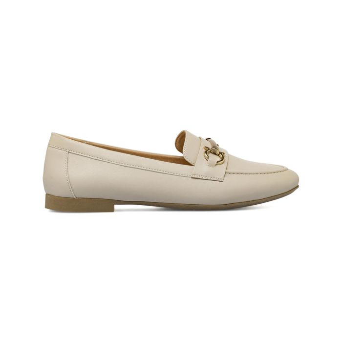 Mocassini eleganti beige Alesya da donna con morsetto