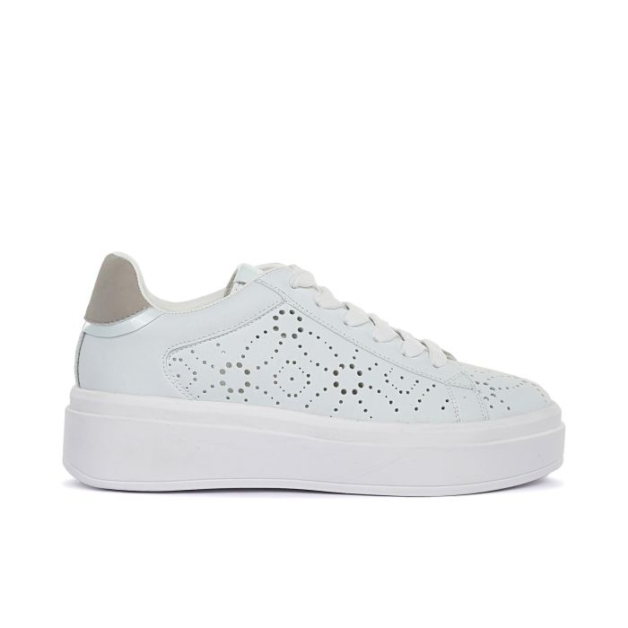 Sneakers bianche traforate con suola platform