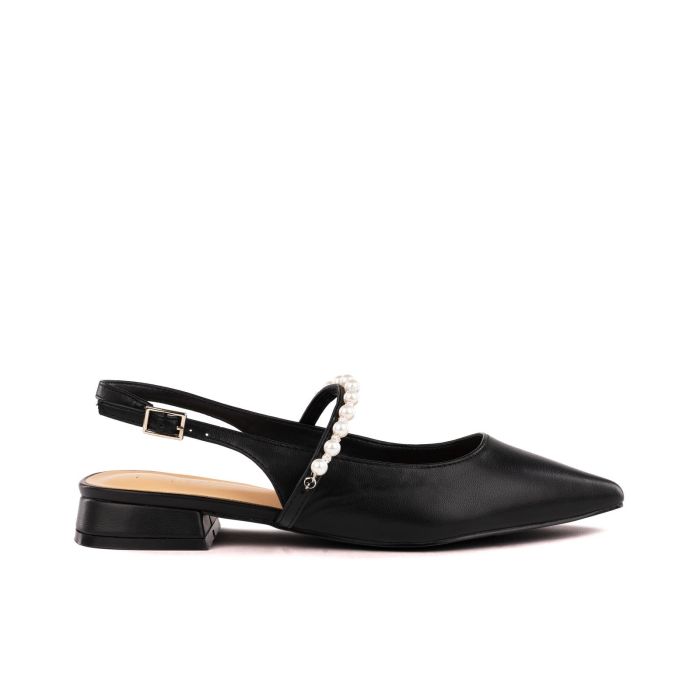 Ballerine nere a punta con cinturino con perle