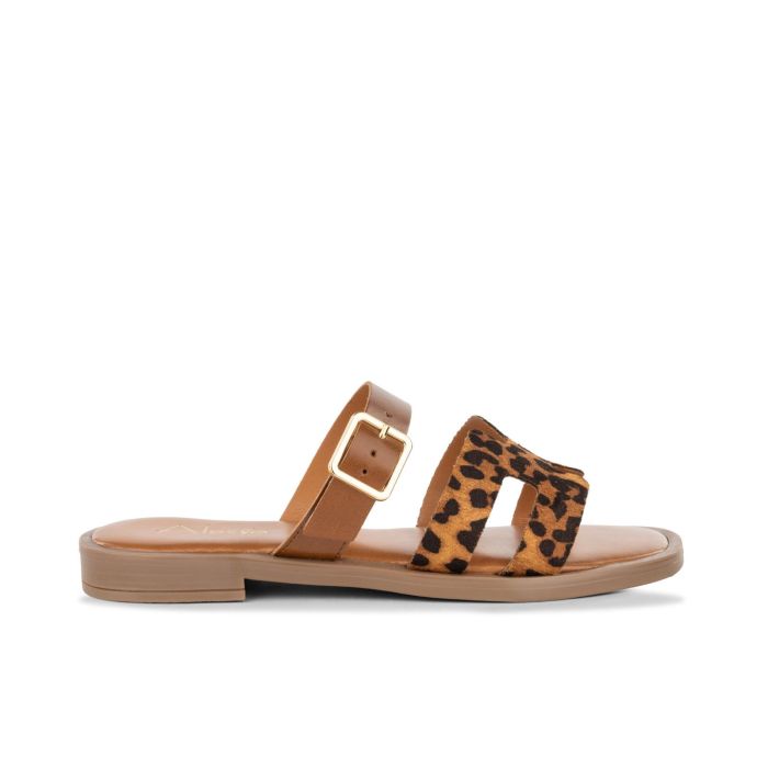 Ciabattine marroni da donna in stampa animalier con fibbia