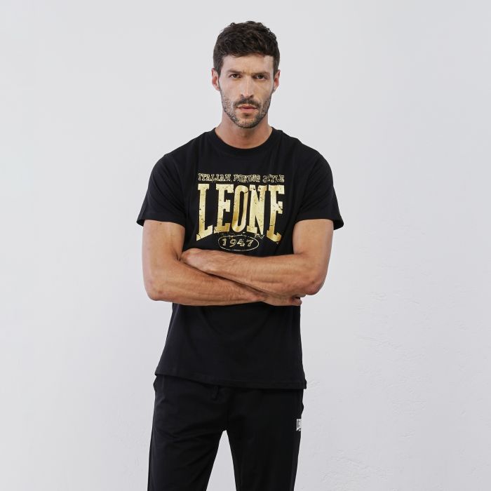 T-shirt nera sportiva da uomo con maniche corte e maxi logo