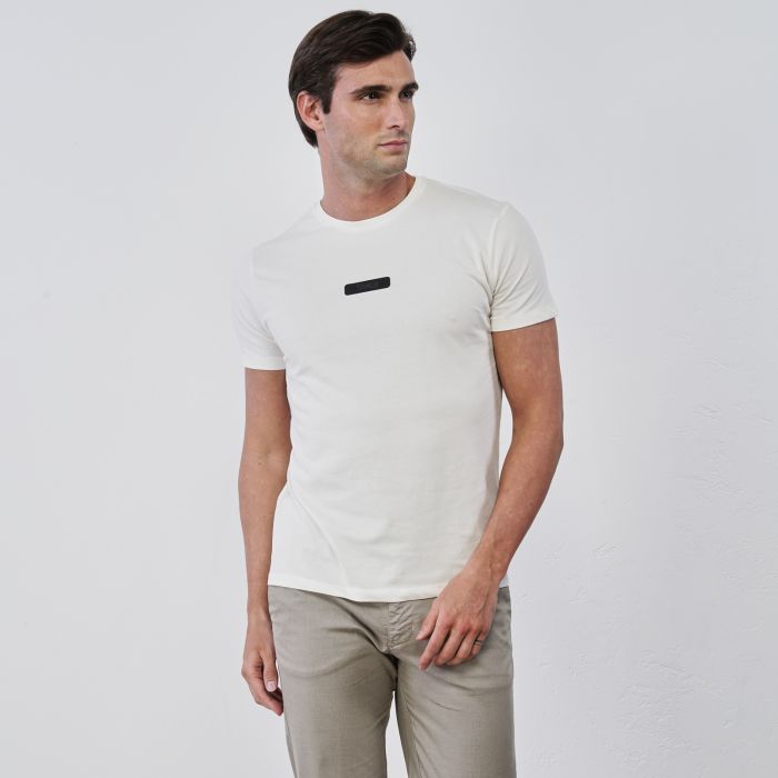 T-shirt bianca da uomo con maniche corte e dettaglio logo