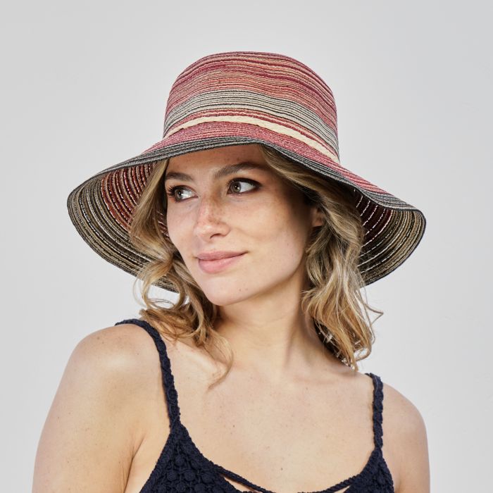 Cappello rosso da mare effetto paglia