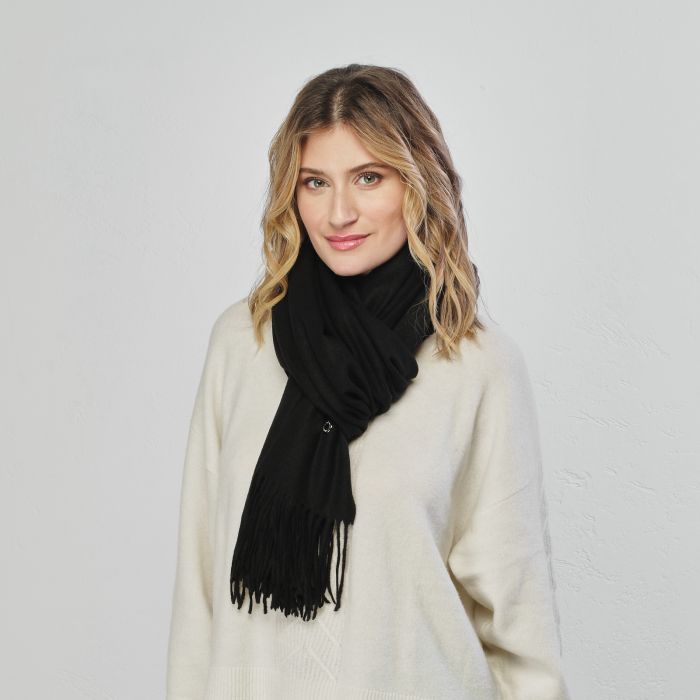 Sciarpa nera con frange