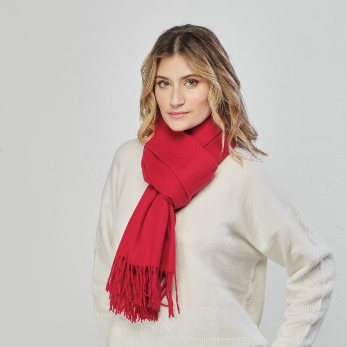 Sciarpa rossa con frange