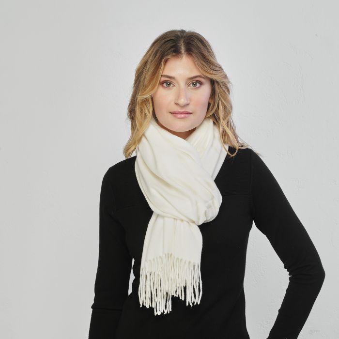Sciarpa bianca con frange